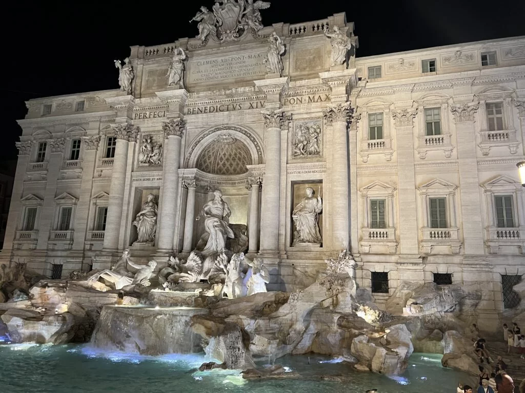 Rome in 3 Days: What’s Worth Seeing (and What You Can Skip) 5 Trevi Fountain at night