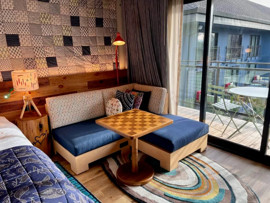 I Stayed at the Treehouse Hotel Silicon Valley. Here's the Truth. 2 Treehouse Hotel Silicon Valley Room Seating nook