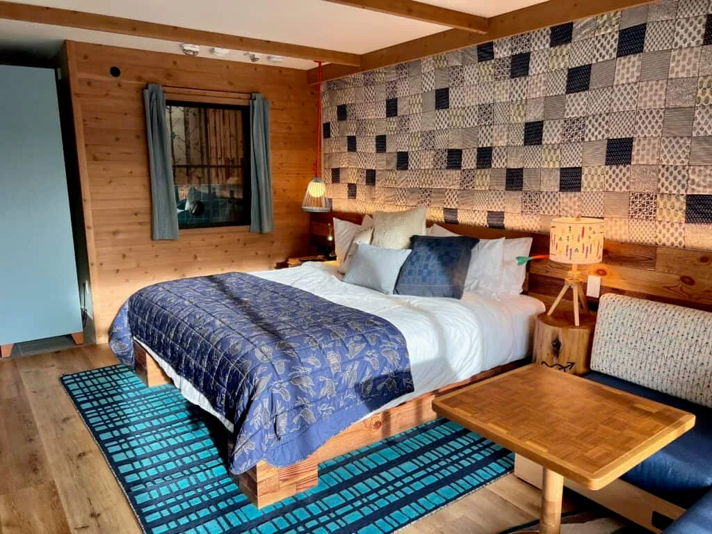 I Stayed at the Treehouse Hotel Silicon Valley. Here's the Truth. 3 Treehouse Hotel Silicon Valley Perch King Room