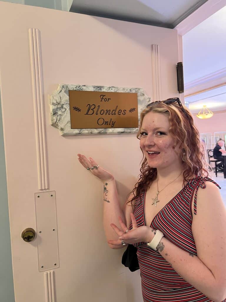 Max Factor Hollywood Museum Blonde room sign