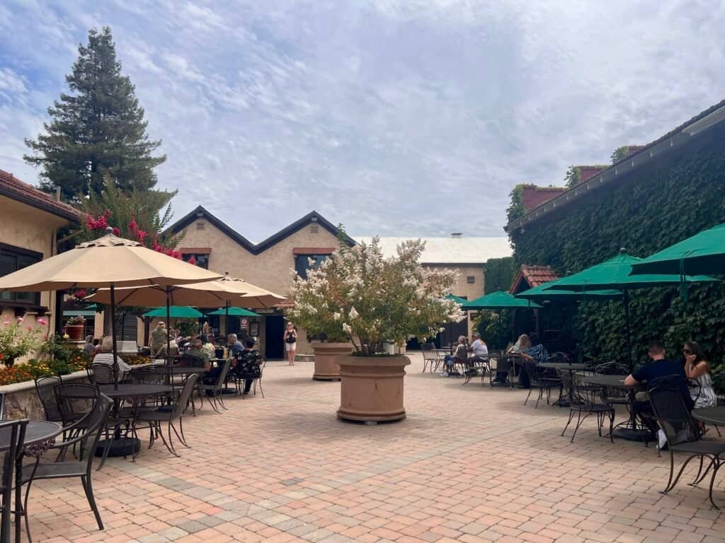 Guglielmo Winery Courtyard