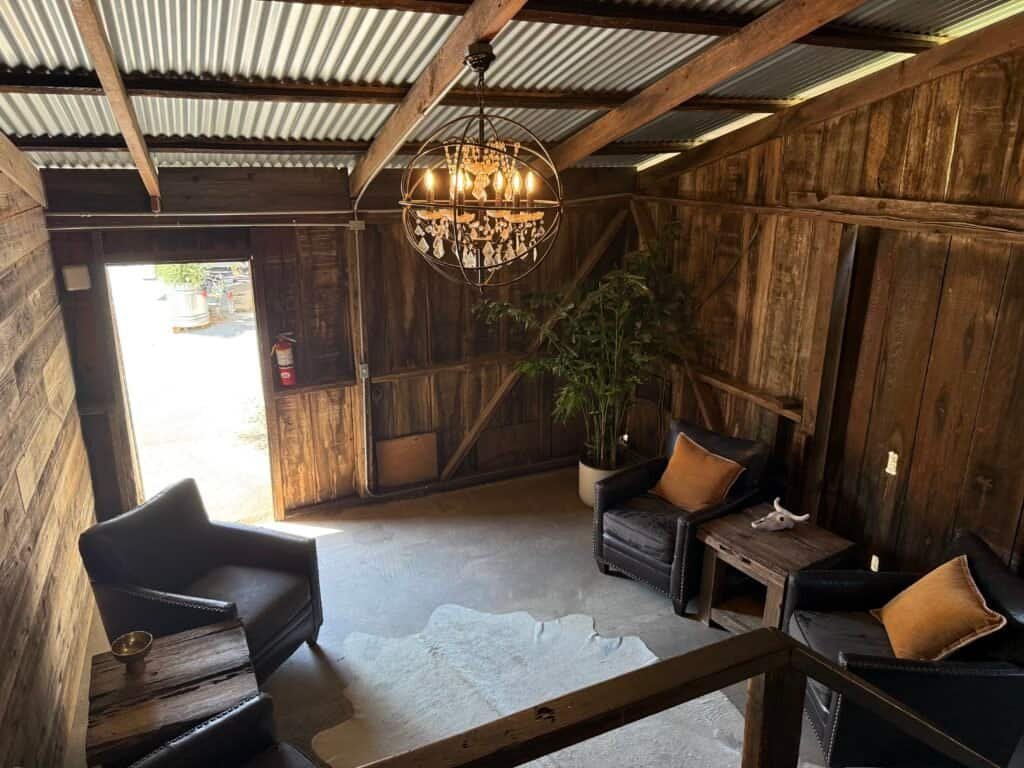 MOHI Ranch Grooms cabin