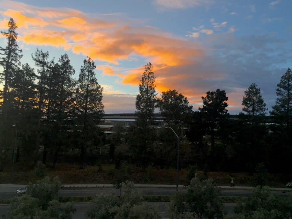 Things to Do in Silicon Valley: Where to Go, Eat & Stay 7 Apple Park Cupertino